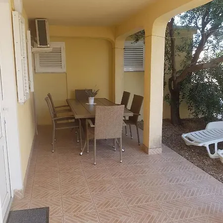 Apartman Ana Vir Exterior photo